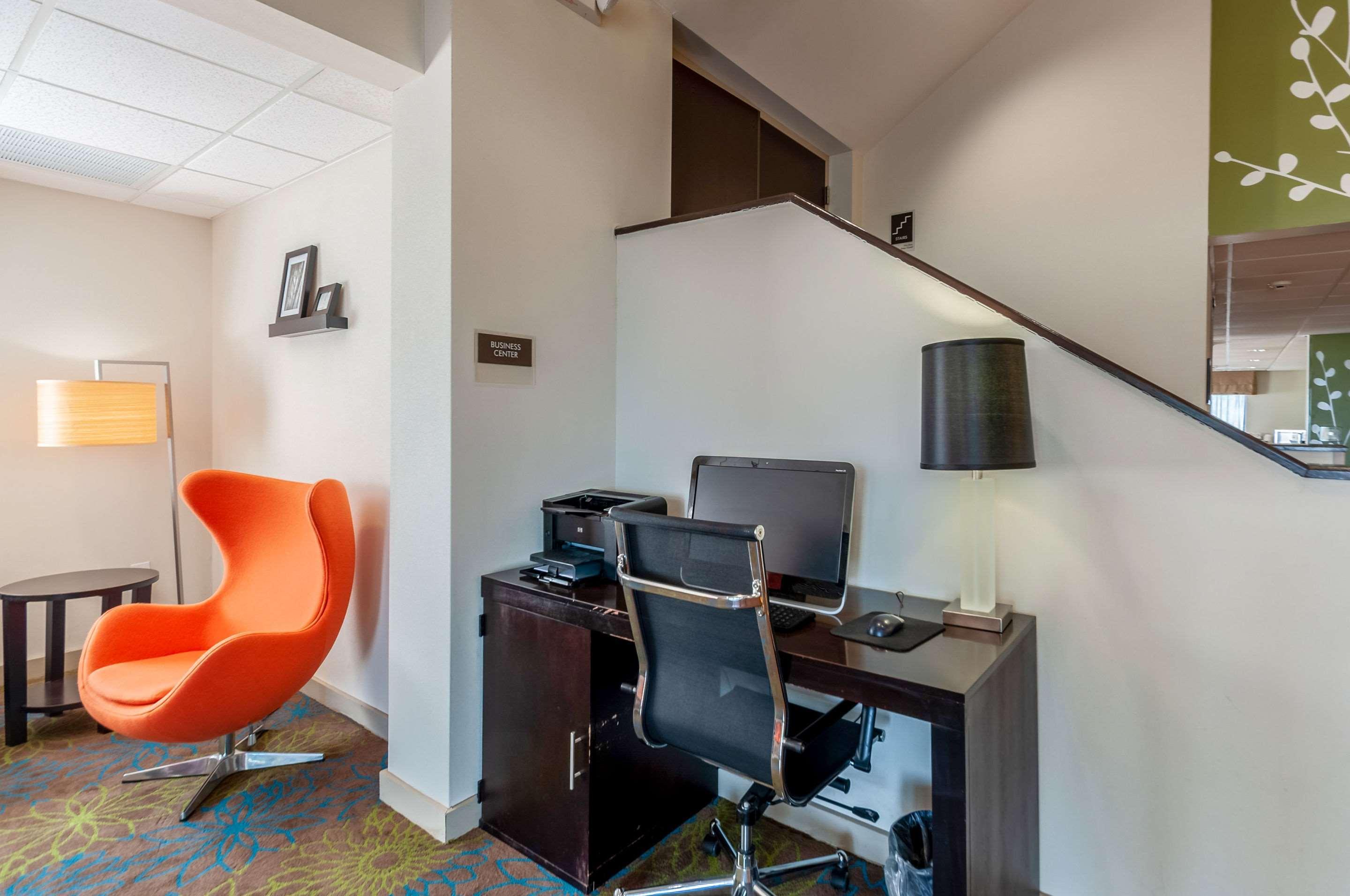 Sleep Inn & Suites Harrisonburg Near University Εξωτερικό φωτογραφία