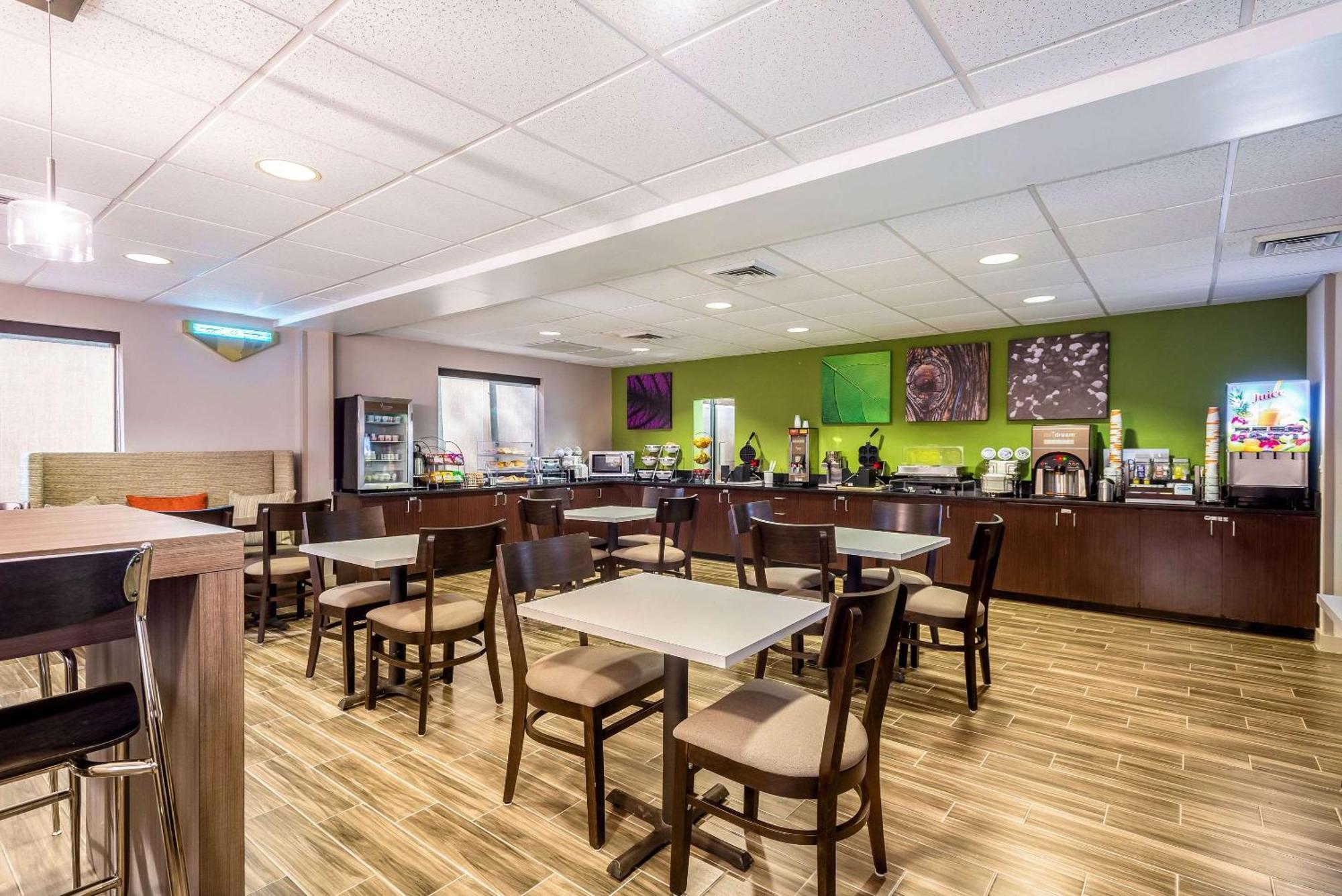 Sleep Inn & Suites Harrisonburg Near University Εξωτερικό φωτογραφία