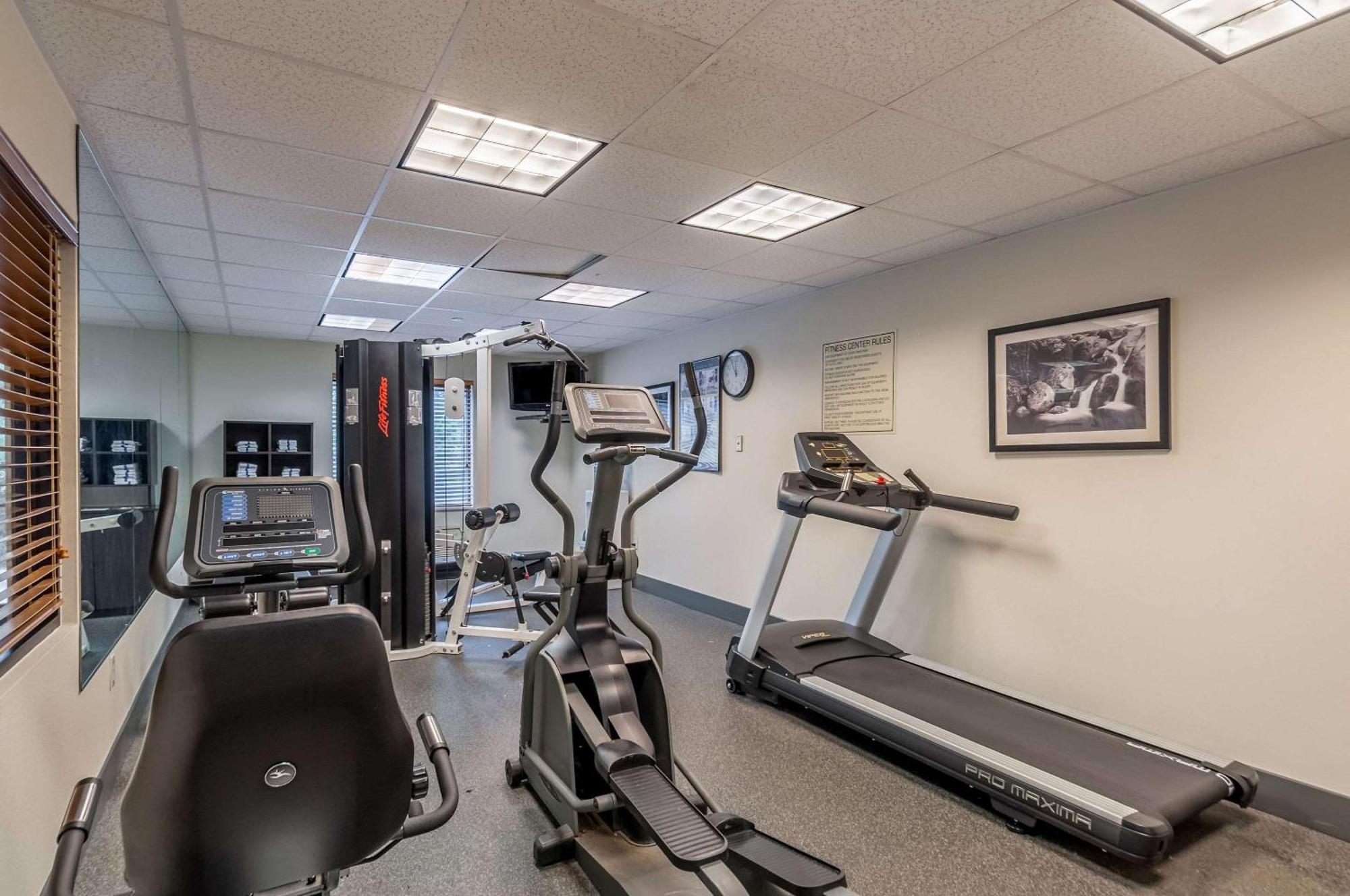 Sleep Inn & Suites Harrisonburg Near University Εξωτερικό φωτογραφία