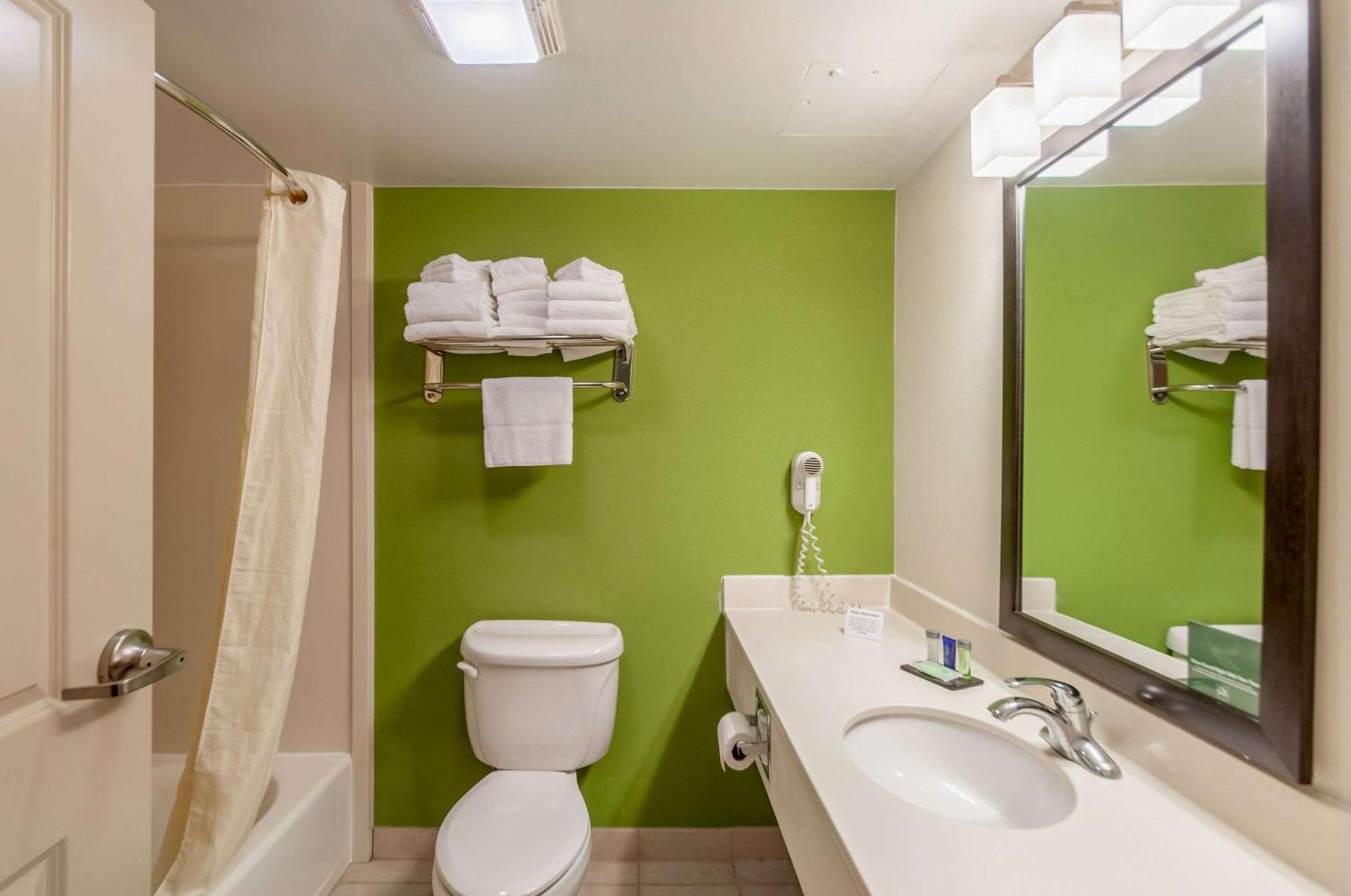 Sleep Inn & Suites Harrisonburg Near University Εξωτερικό φωτογραφία