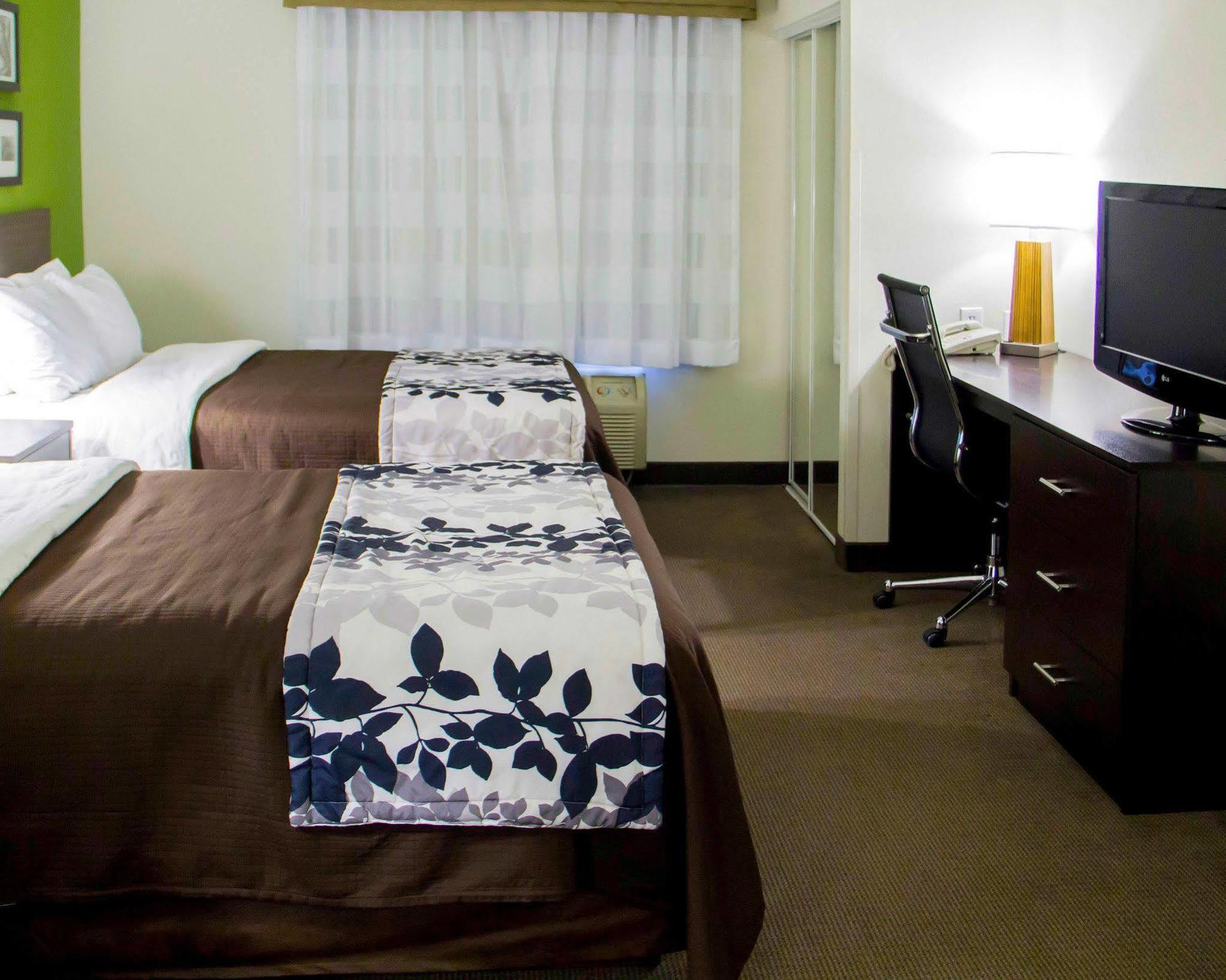 Sleep Inn & Suites Harrisonburg Near University Εξωτερικό φωτογραφία
